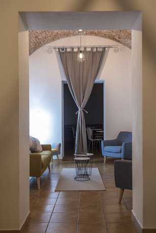 Imagen de los interiores del Villa Santadi Hotel. Foto 17