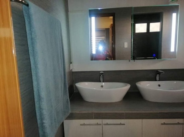 Imagen general del Villa - Sleeps 10 - Communal Pool - Parking. Foto 4