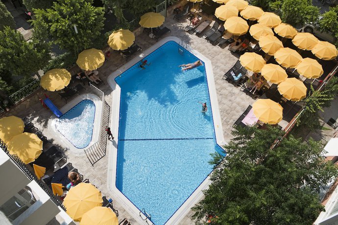 Imagen de la piscina del Villa Sunflower Hotel - All Inclusive. Foto 16