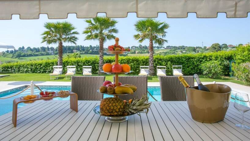 Imagen de la habitación del Villa Surya 8 2. Foto 19