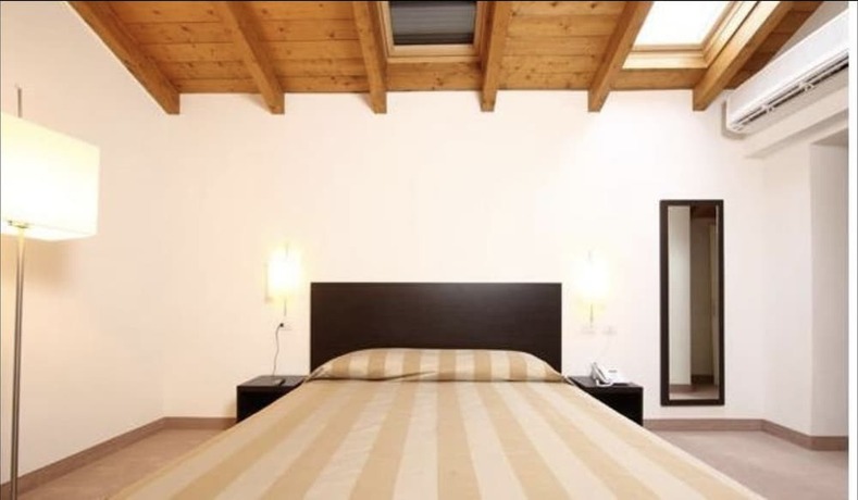 Imagen de la habitación del Villa del Sasso. Foto 15