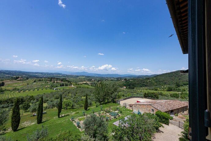 Imagen general del Villa di Tizzano Luxurious Retreat in Paradise. Foto 9