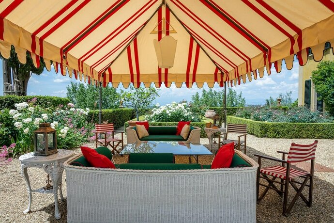 Imagen general del Villa di Tizzano Luxurious Retreat in Paradise. Foto 10