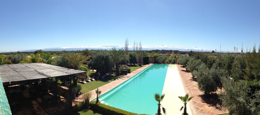 Imagen de la piscina del Villa y Tente Manzil La Tortue. Foto 16