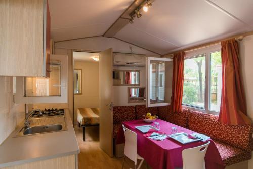 Imagen de la habitación del Village Camping Hawaii. Foto 10