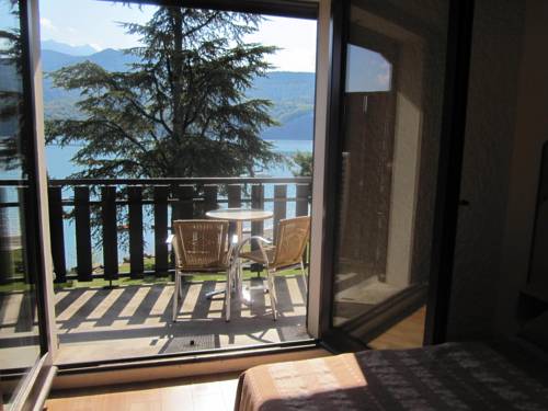 Imagen de la habitación del Village Club Les Hyvans. Foto 2