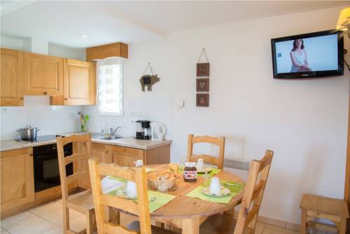 Imagen de la habitación del Village De G&icirc;tes Les Chalets De L'aubrac. Foto 6