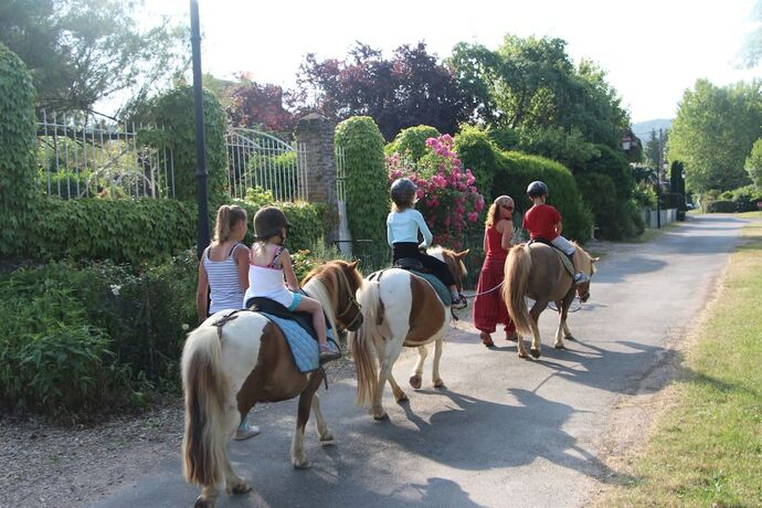 Imagen general del Village Vacances La Vallée de l\'Yonne. Foto 13