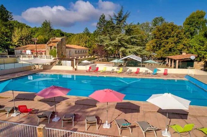 Imagen general del Village Vacances les Bories. Foto 6