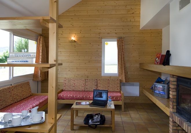 Imagen de la habitación del Village de Gites le Colombier. Foto 18