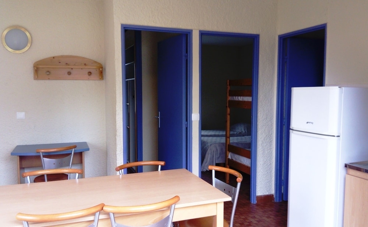Imagen de la habitación del Village de vacances Le S&eacute;n&eacute;quet. Foto 8