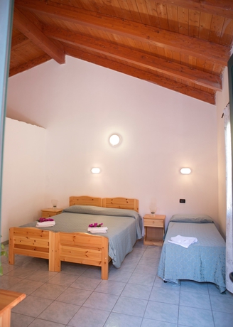 Imagen de la habitación del Villaggio Borgo Marino. Foto 10