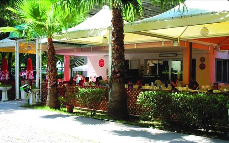 Imagen de los exteriores del Villaggio Camping Maratea, Maratea. Foto 13