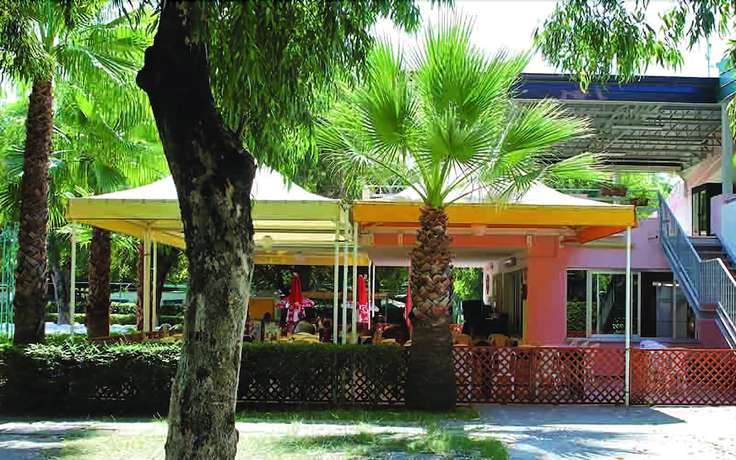 Imagen de los exteriores del Villaggio Camping Maratea, Maratea. Foto 14