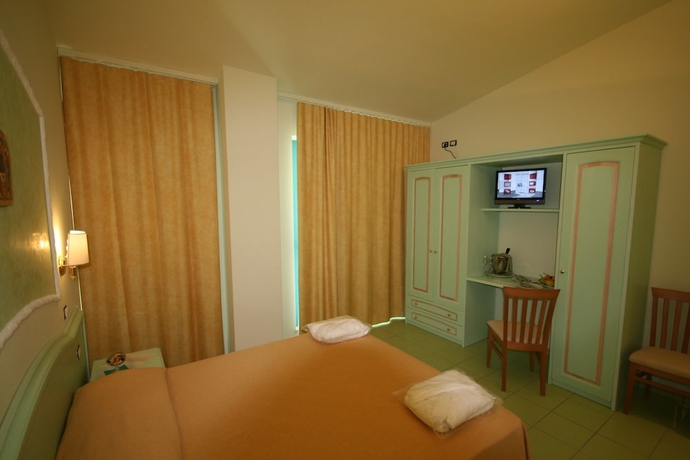 Imagen de la habitación del Villaggio Centro Vacanze De Angelis. Foto 2