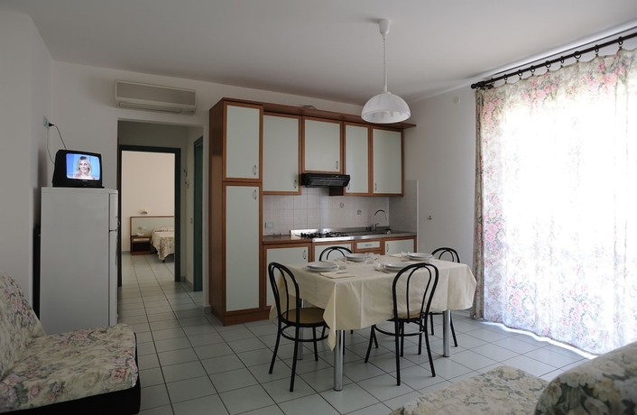 Imagen de la habitación del Villaggio Centro Vacanze De Angelis. Foto 13