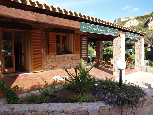 Imagen de los exteriores del Villaggio Costa Paradiso. Foto 12