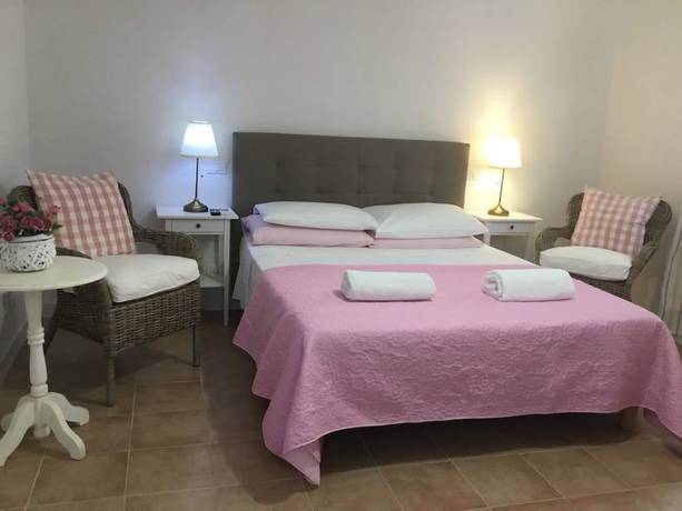 Imagen de la habitación del Villaggio Imbesi. Foto 17