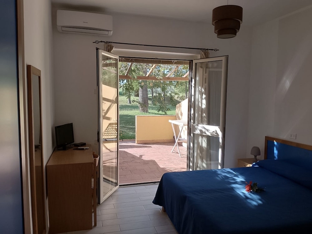 Imagen de la habitación del Villaggio La Feluca. Foto 3
