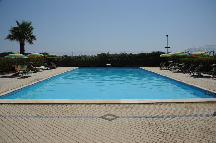 Imagen de la piscina del Villaggio La Fenice. Foto 20
