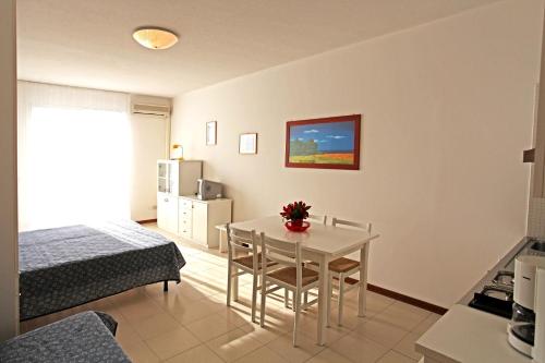 Imagen de la habitación del Villaggio Luna Due. Foto 7