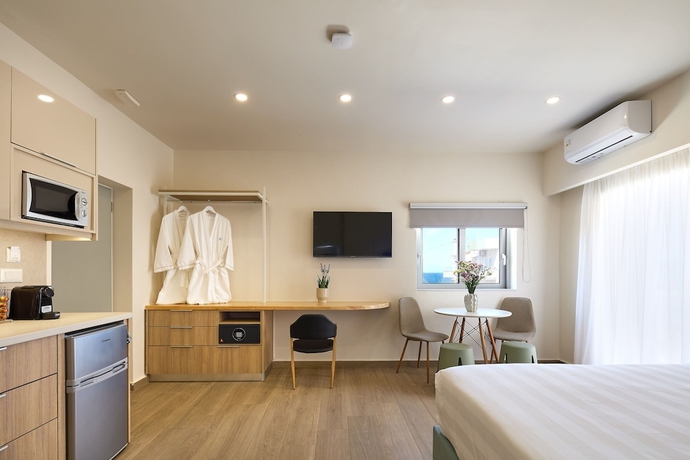 Imagen de la habitación del Villaggio Mare Suites. Foto 12