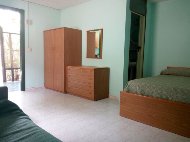 Imagen de la habitación del Villaggio Mediterraneo. Foto 7