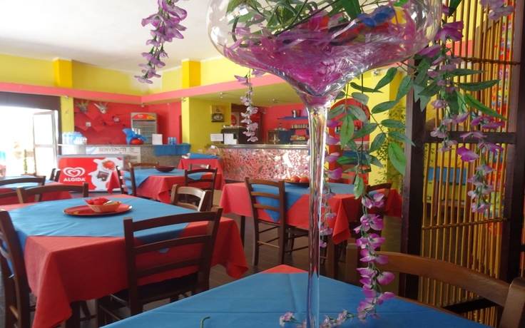 Imagen del bar/restaurante del Villaggio Nurral - Campground. Foto 2