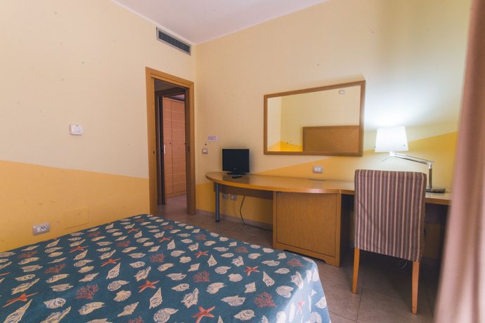 Imagen de la habitación del Villaggio Residence Costa Blu. Foto 6
