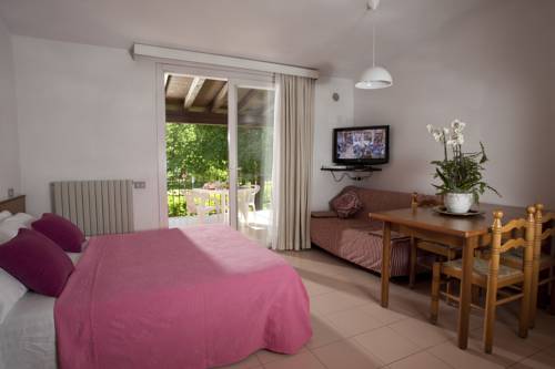 Imagen de la habitación del Villaggio Turistico Lugana Marina. Foto 10