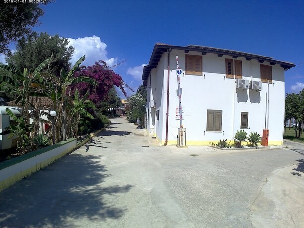 Imagen general del Villagio Camping La Scogliera. Foto 7