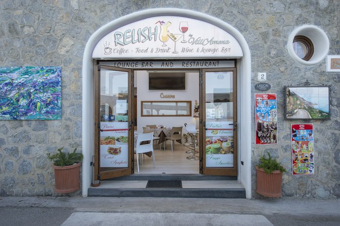 Imagen del bar/restaurante del Villamena. Foto 2