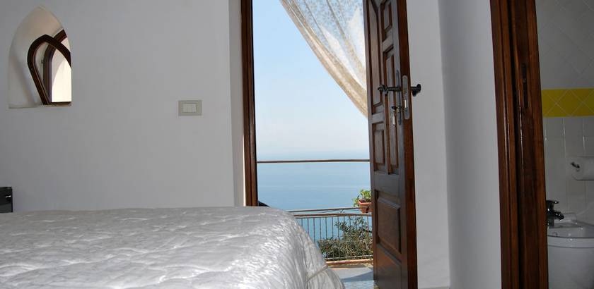 Imagen de la habitación del Villamena. Foto 8