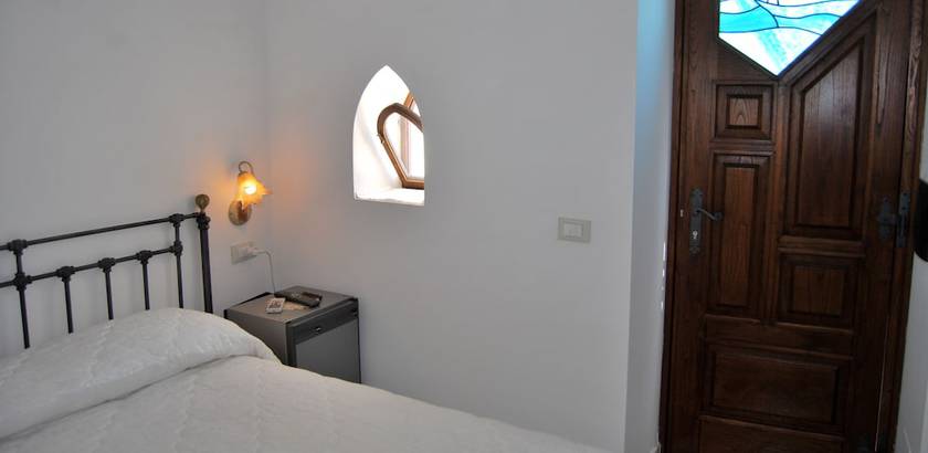 Imagen de la habitación del Villamena. Foto 11