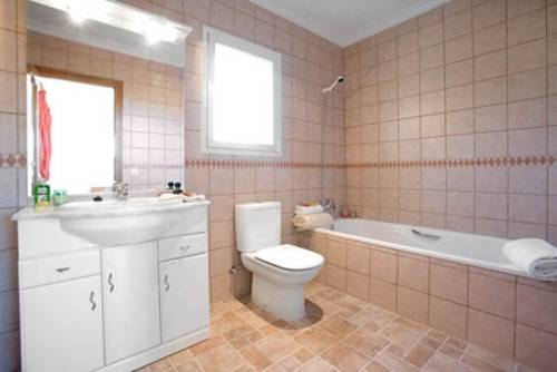 Imagen de la habitación del Villas Benicadims. Foto 2