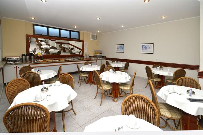 Imagen del bar/restaurante del Villas Boas Hotel. Foto 13