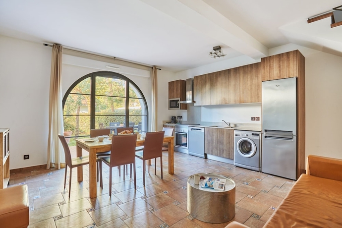 Imagen de la habitación del Villas L'Or&eacute;e de Milady. Foto 6