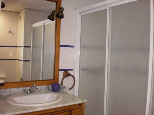 Imagen de la habitación del Villas Montemar. Foto 8