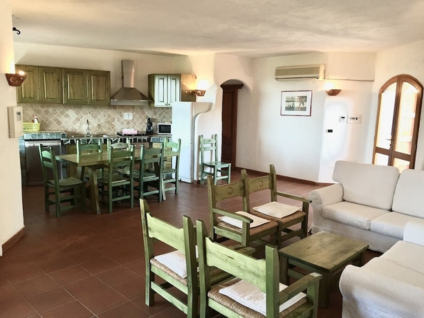 Imagen de la habitación del Ville vista mare a Porto Cervo. Foto 8