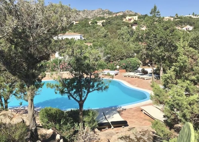 Imagen de la piscina del Ville vista mare a Porto Cervo. Foto 14