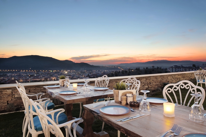 Imagen del bar/restaurante del Vinifera Ephesus Hotel. Foto 4
