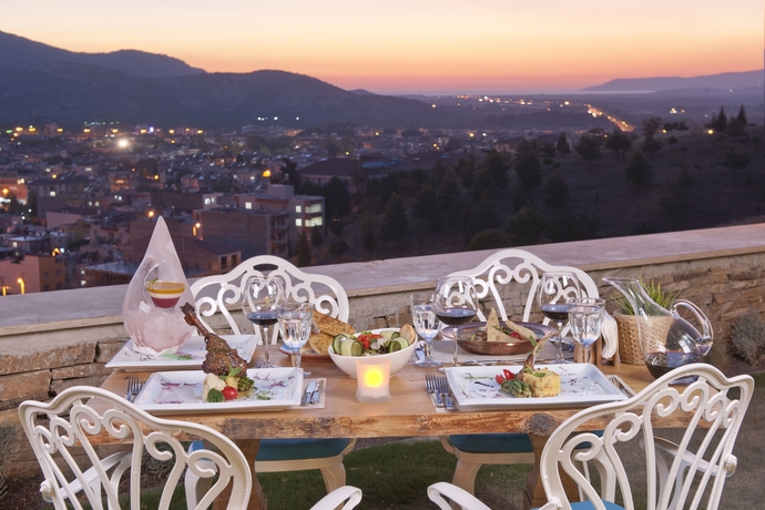 Imagen del bar/restaurante del Vinifera Ephesus Hotel. Foto 5