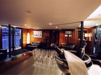 Imagen general del Vip Paris Yacht Hotel. Foto 2