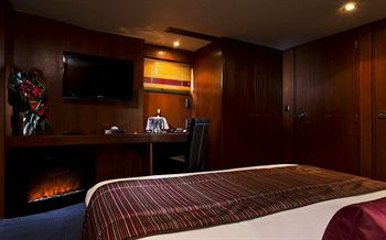 Imagen general del Vip Paris Yacht Hotel. Foto 11