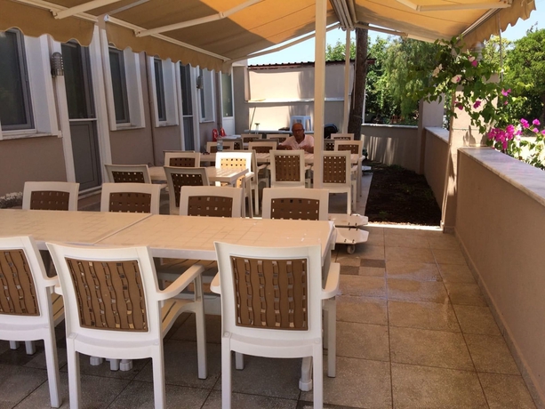 Imagen de los exteriores del Vira Hotel Dalyan. Foto 17
