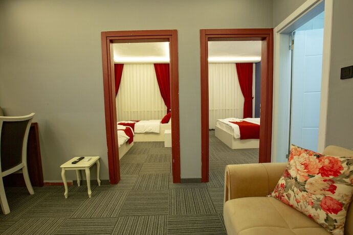 Imagen de la habitación del Vira Suite. Foto 10