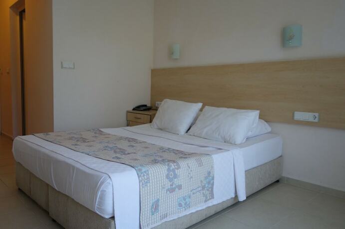 Imagen general del Viras Hotel. Foto 16