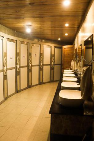 Imagen de la habitación del Vishram Dharamkot. Foto 19