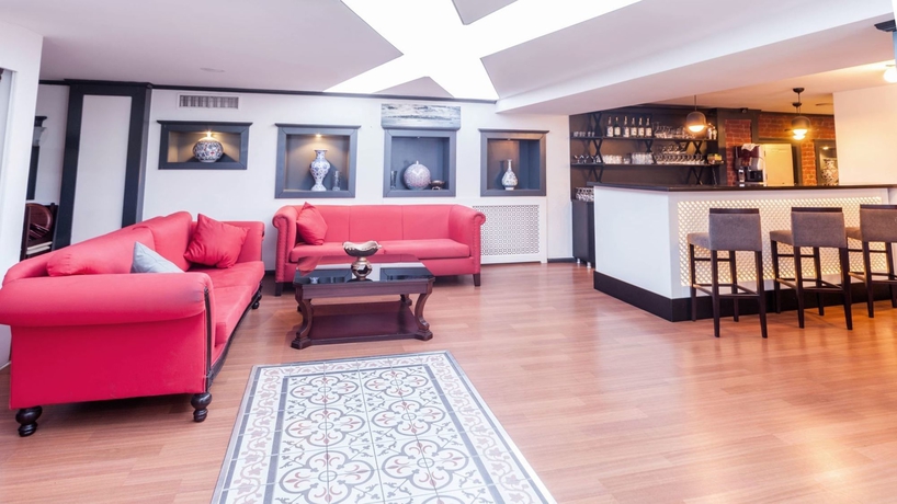 Imagen de los interiores del Viva Deluxe Hotel. Foto 11