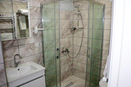Imagen general del Vizyon Otel Darıca. Foto 17